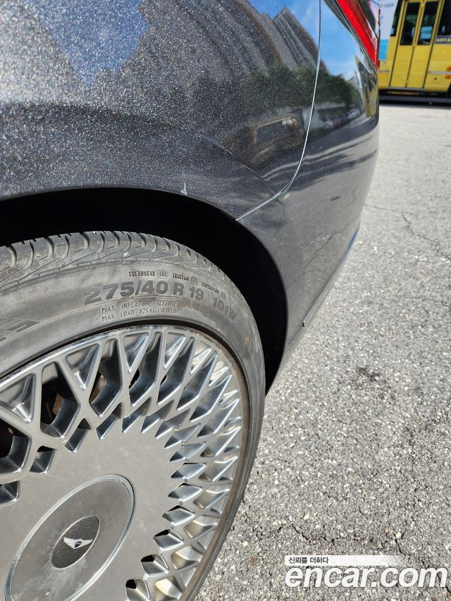 Genesis G90 из Кореи Encar