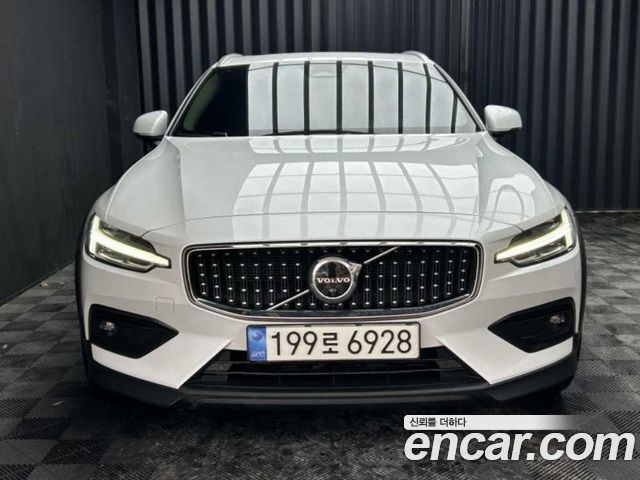 Volvo V60 из Кореи Encar