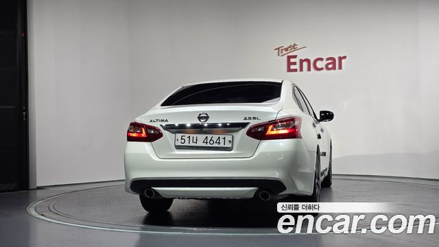 Nissan Altima 2.5 Smart L33 — пробег 73 470 км