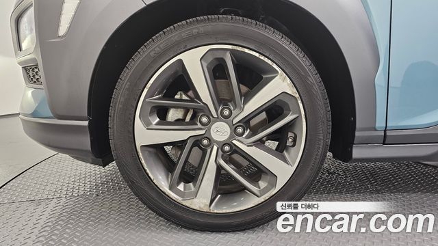 Hyundai Kona из Кореи Encar