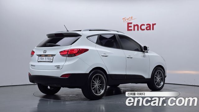 Hyundai Tucson Diesel 2WD LX20 Premier — пробег 175 466 км — фото 2 из 5