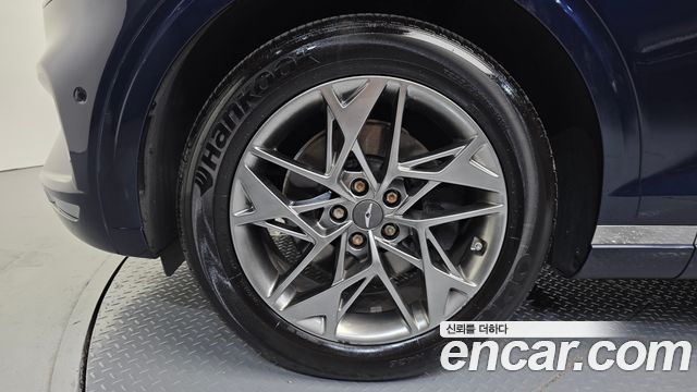 Genesis GV70 из Кореи Encar