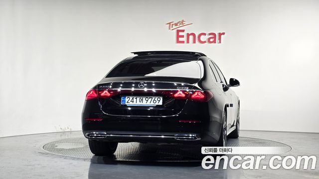 Mercedes-Benz E-Class из Кореи Encar