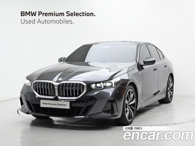 BMW 5-Series 530i xDrive M Sport — пробег 22 346 км — фото 1 из 5