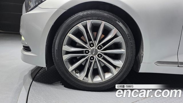Hyundai Genesis из Кореи Encar