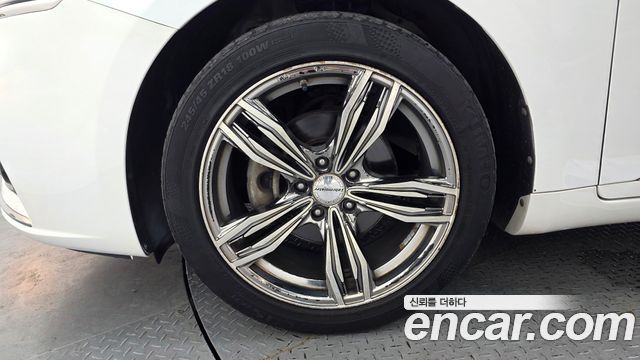 Kia K7 из Кореи Encar