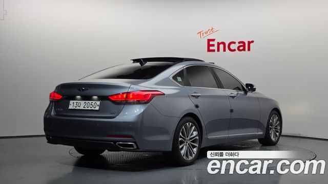 Hyundai Genesis из Кореи Encar