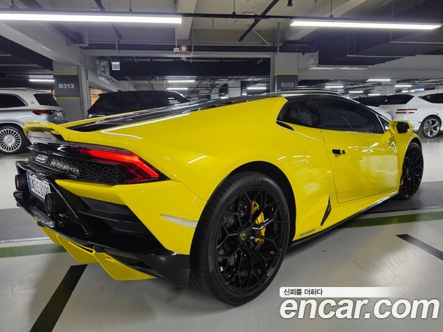 Lamborghini Huracan LP640-4 EVO — пробег 17020 км