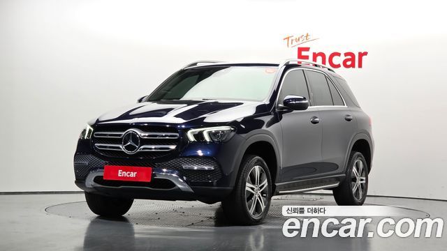 Mercedes-Benz GLE-Class GLE300d 4MATIC — пробег 82 888 км — фото 1 из 5