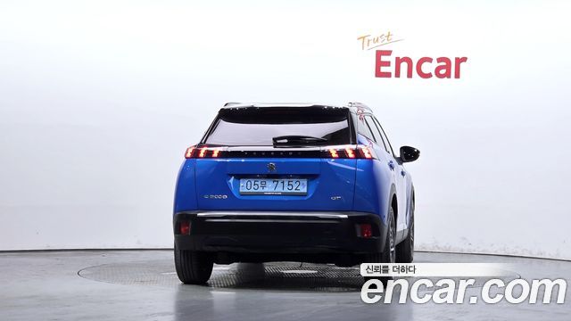 Peugeot 2008 EV GT — пробег 20 050 км