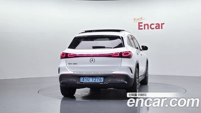 Mercedes-Benz EQA из Кореи Encar