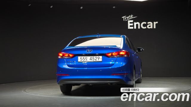 Hyundai AVANTE из Кореи Encar