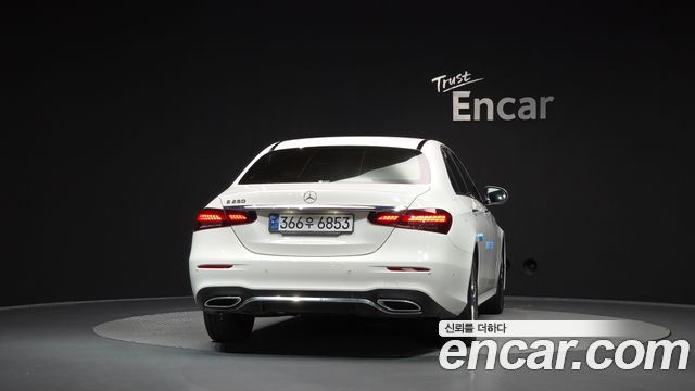 Mercedes-Benz E-Class из Кореи Encar
