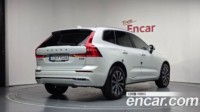Volvo XC60 B5 Ultra Bright — пробег 34 872 км — фото 2 из 5