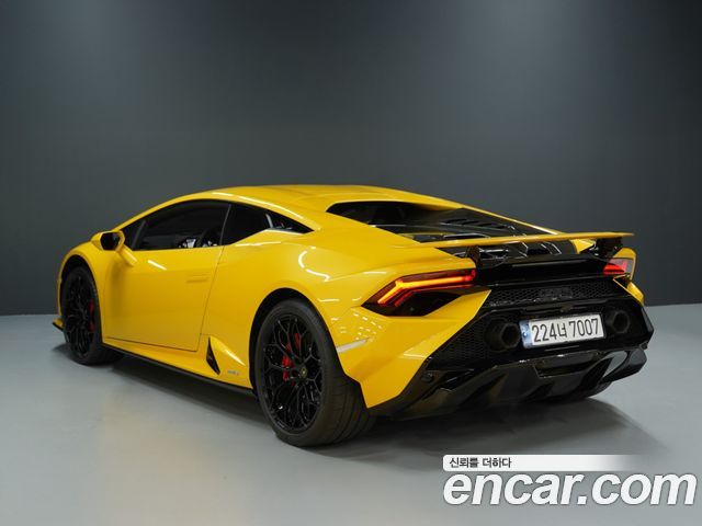 Lamborghini Huracan LP640-2 Tecnica — пробег 2500 км