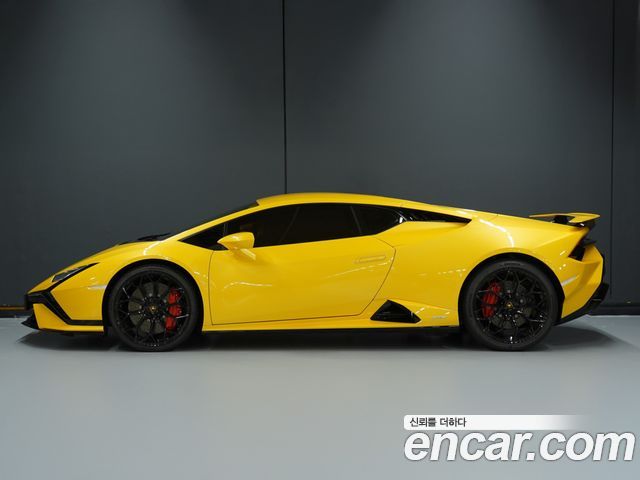 Lamborghini Huracan LP640-2 Tecnica — пробег 2500 км