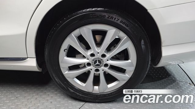 Mercedes-Benz C-Class из Кореи Encar