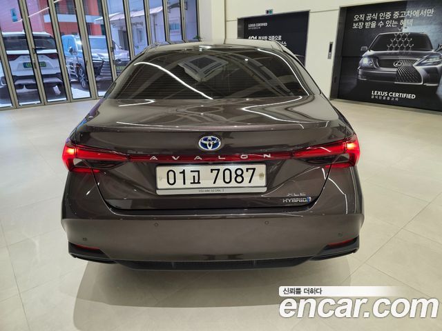 Toyota Avalon 2.5 Hybrid — пробег 40 492 км