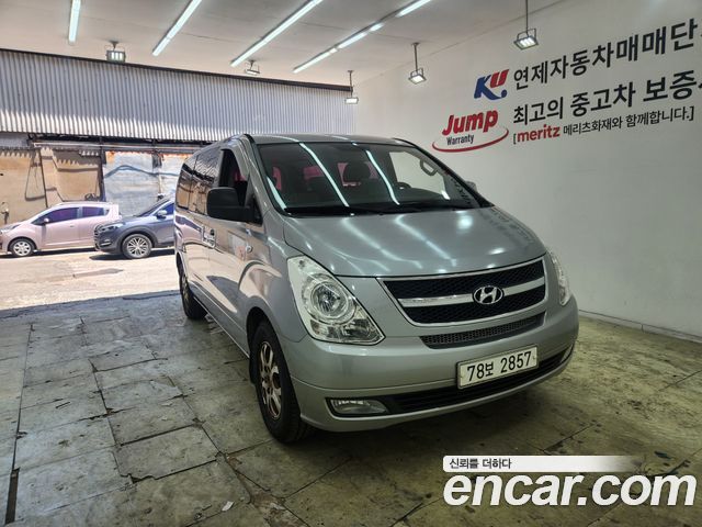 Hyundai Starex 12-Seater Wagon CVX Luxury — пробег 250 200 км — фото 3 из 5