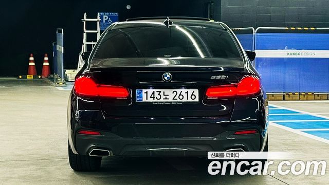 BMW 5-Series 530i M Sport Package — пробег 63 278 км — фото 4 из 5