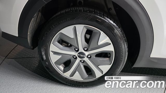 Kia Niro Earth — пробег 43 027 км — фото 5 из 5