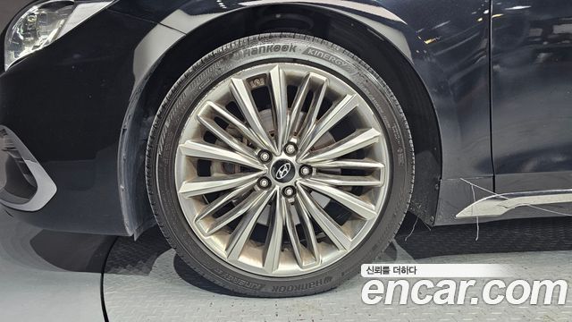 Hyundai Grandeur из Кореи Encar