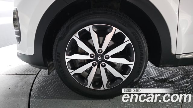 Kia Sportage из Кореи Encar
