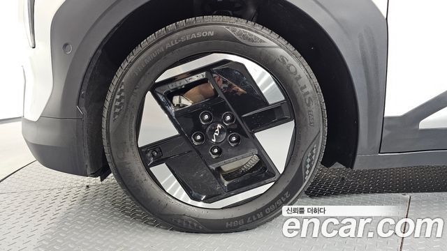 Kia EV3 из Кореи Encar
