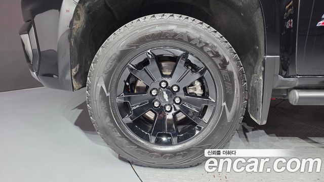 Chevrolet (Daewoo) Colorado 3.6 Z71-X Midnight 4WD — пробег 106 716 км