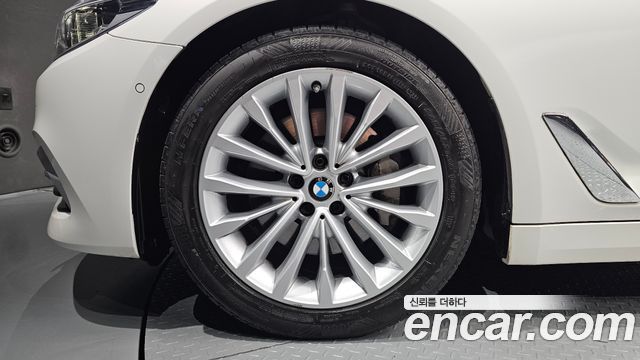BMW 5-Series из Кореи Encar