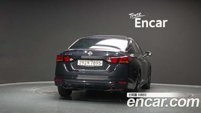 Nissan Altima 2.5 Special Edition — пробег 120 256 км