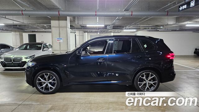 BMW X5 xDrive 40i M Sport — пробег 30 690 км — фото 5 из 5
