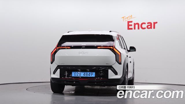 Kia EV3 из Кореи Encar