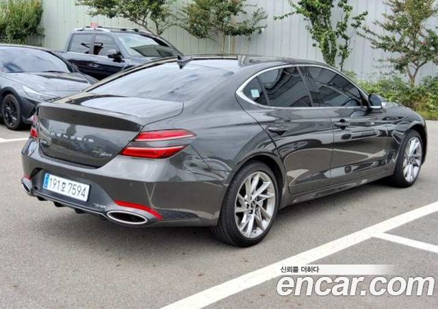 Genesis G70 Gasoline 2.5T 4WD — пробег 32584 км