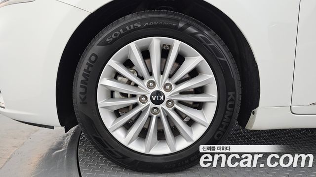 Kia K7 из Кореи Encar