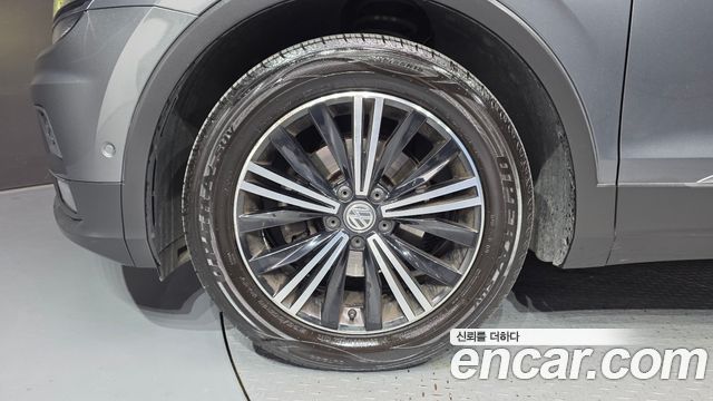 Volkswagen Tiguan из Кореи Encar