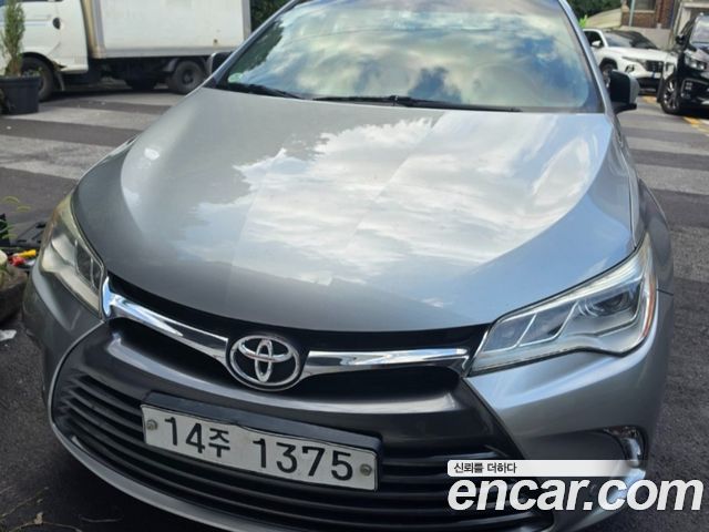 Toyota Camry 2.5 XLE — пробег 89777 км