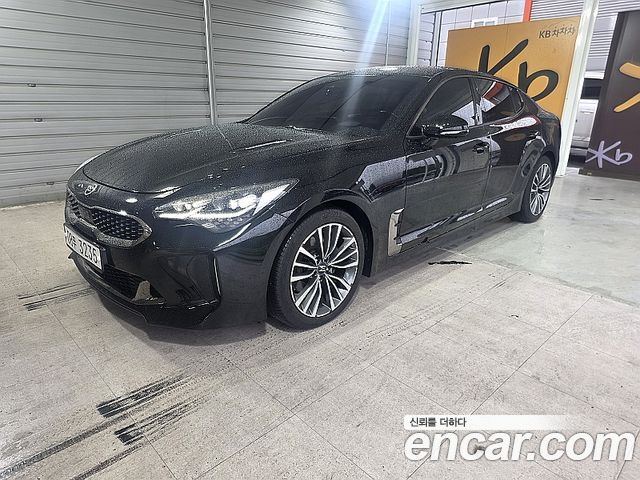 Kia Stinger 2.0 Turbo 2WD Platinum — пробег 64915 км