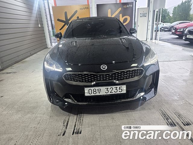 Kia Stinger 2.0 Turbo 2WD Platinum — пробег 64915 км