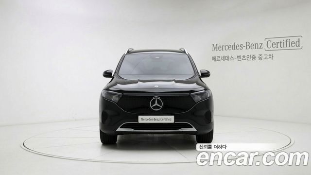 Mercedes-Benz EQB EQB300 4MATIC Progressive — пробег 9231 км