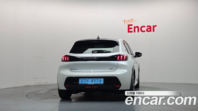 Peugeot 208 GT — пробег 4 757 км