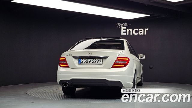 Mercedes-Benz C-Class из Кореи Encar