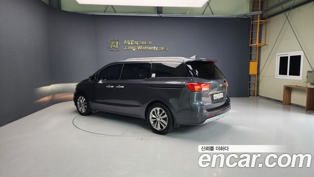 Kia Carnival из Кореи Encar