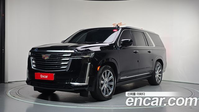 Cadillac Escalade 6.2 ESV ESV Premium Luxury Platinum — пробег 36 885 км