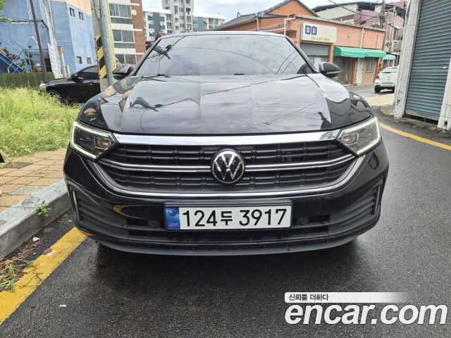 Volkswagen Jetta 1.5 TSI Premium — пробег 14799 км