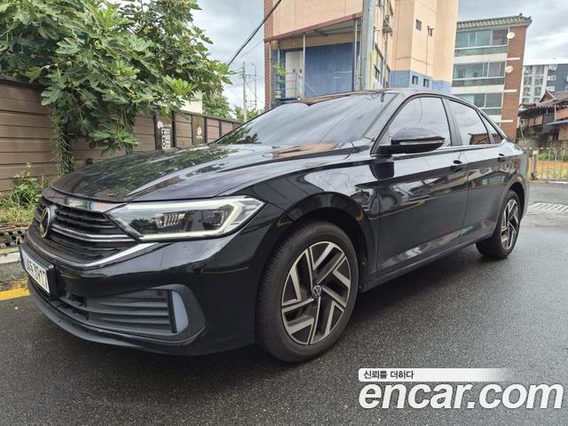 Volkswagen Jetta 1.5 TSI Premium — пробег 14799 км