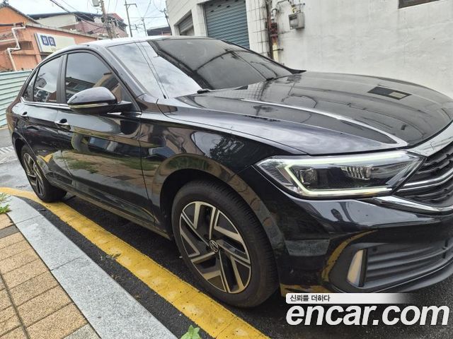 Volkswagen Jetta 1.5 TSI Premium — пробег 14799 км