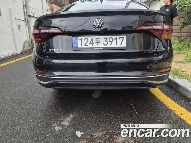 Volkswagen Jetta 1.5 TSI Premium — пробег 14799 км