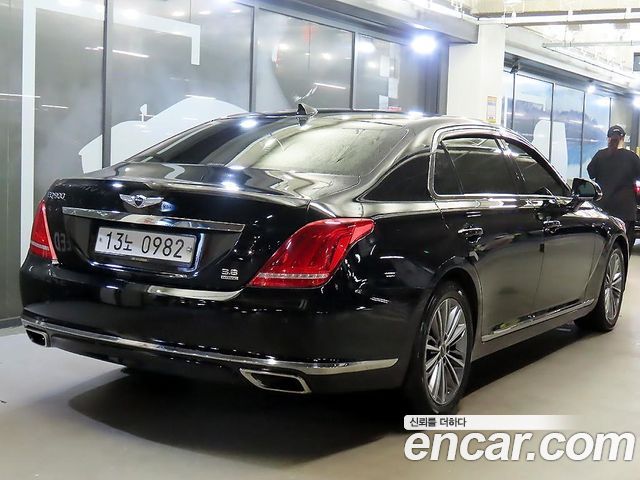 Genesis EQ900 3.8 GDI AWD Luxury — пробег 189864 км