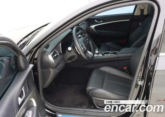 Genesis G70 Gasoline 2.5T 4WD — пробег 38140 км